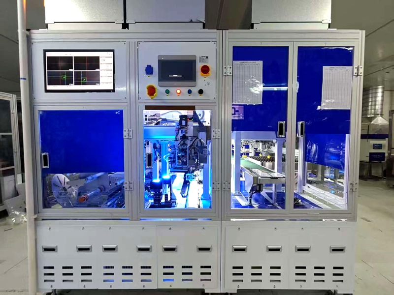 Rear cover protective film attaching machine